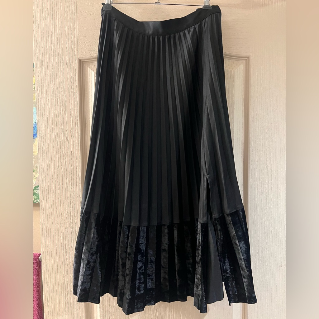 Marks & Spencer Black Pleated Maxi Skirt